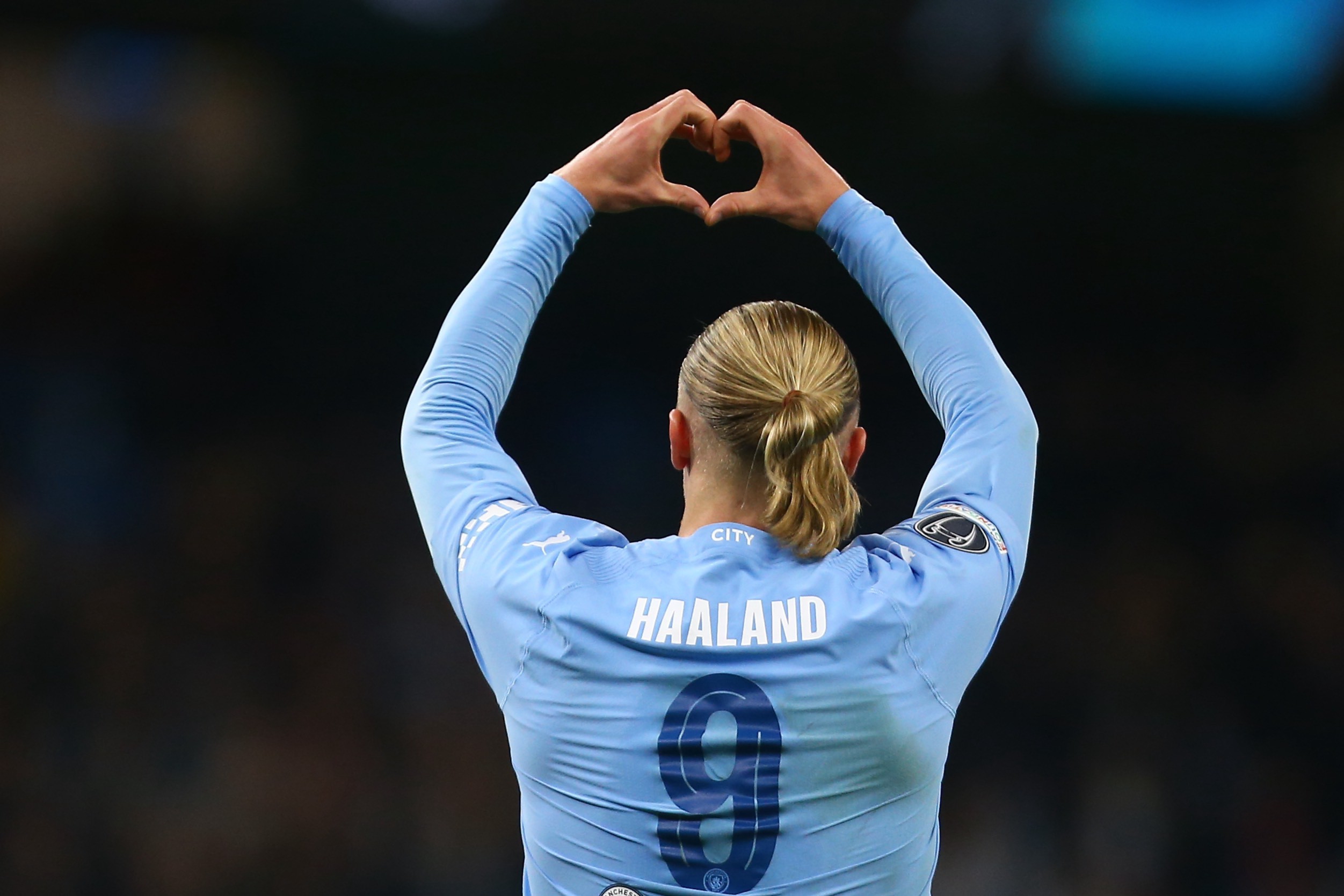 爱游戏娱乐-关于锐不可当引发热议！，哈兰德在曼联比赛中夺冠上演精彩一战的信息-爱游戏娱乐