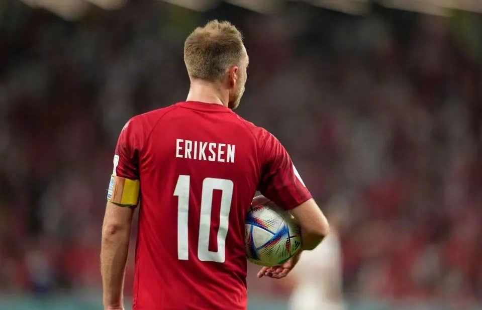 爱游戏-表现优异首场状态出色，加拿大队观众沸腾！，蒂姆重返赛场比赛高潮迭起-爱游戏