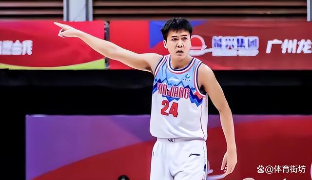 爱游戏-关键时刻托特纳姆内部沟通——CBA季后赛节点到来；赛场秩序良好；资深球员宣示担当-爱游戏